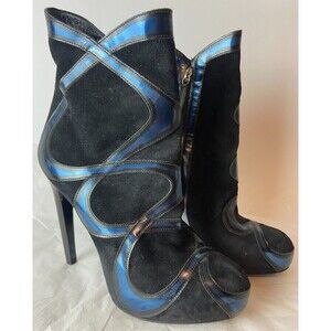 LaRare Paris Womens Leather Pump Heels Black Size 38 Side Zipper Pull On